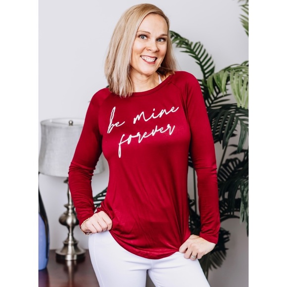 Be Mine Forever graphic tee - Picture 1 of 4